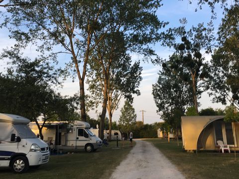 Camping Couleurs du Monde - Camping Loir-et-Cher - Image N°20