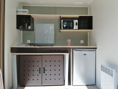 BUNGALOW TOILÉ 4 personnes - MOBILODGE - sans Sanitaires 15 m²