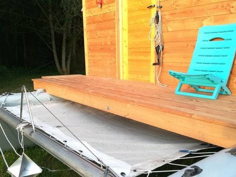 HÉBERGEMENT INSOLITE 4 personnes - BATHÔ CATAMARAN CABANÉ 11 m²