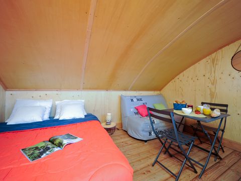 HÉBERGEMENT INSOLITE 4 personnes - BATHÔ CATAMARAN CABANÉ 11 m²