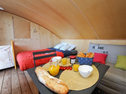 HÉBERGEMENT INSOLITE 4 personnes - BATHÔ CATAMARAN CABANÉ 11 m²