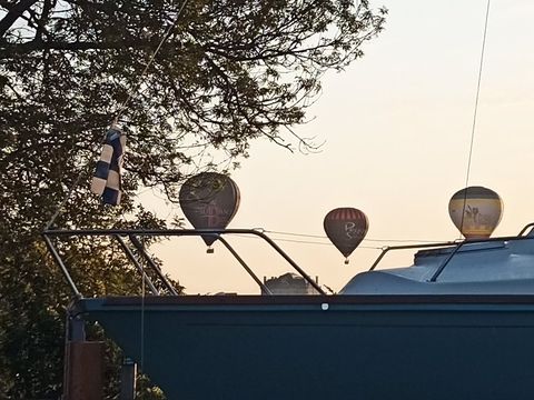 HÉBERGEMENT INSOLITE 4 personnes - BATHÔ VOILIER 10 m²
