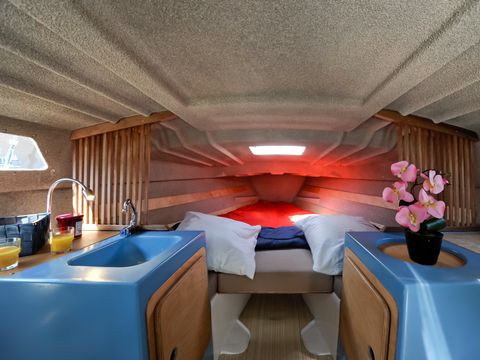 HÉBERGEMENT INSOLITE 4 personnes - BATHÔ VOILIER 10 m²