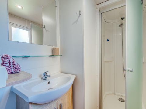 Mobilhome 6 personnes - Cottage Privilège - 2 chambres - TV - Lave-vaisselle