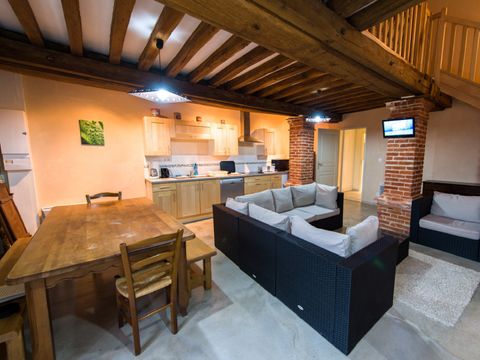 Gîte 10 personnes - Premium - 4 chambres - 150 m² - TV - Lave-vaisselle - 2 salles de bain
