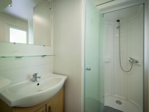 Mobilhome 8 personnes - Cottage Privilège - 3 chambres - TV - Lave-vaisselle