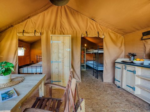 Tente 5 personnes - Insolite Nature Confort Lodge - 2 chambres - Sans sanitaires