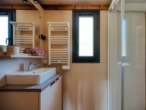 Chalet 4 personnes - Premium Maine - 1 chambre - TV - NOUVEAUTÉ 2026 - PONTON PRIVE !