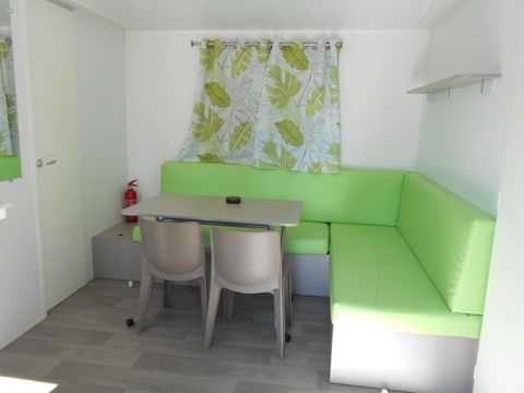 MOBILHOME 4 personnes - Cottage Confort 24m² - 2 chambres + télévision