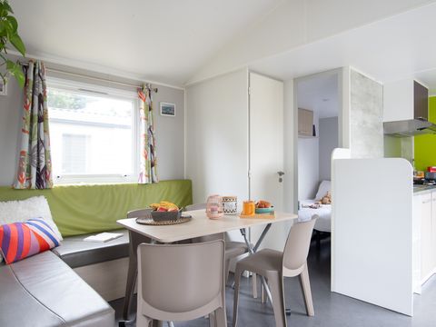 MOBILHOME 4 personnes - Cottage Confort 24m² - 2 chambres + télévision