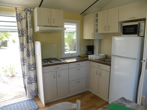 MOBILHOME 4 personnes - CHESNAIE 27m² / 2 chambres - terrasse couverte 4 pers.