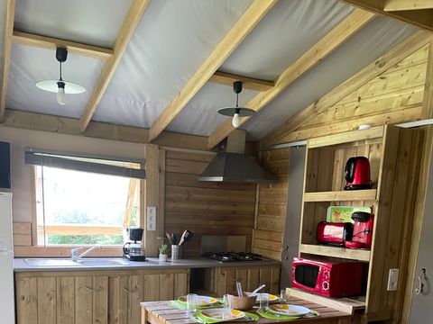 TENTE TOILE ET BOIS 4 personnes - Lodge Cosyflower LUXE PREMIUM