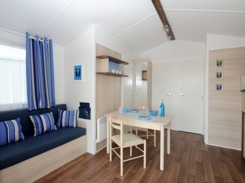 MOBILHOME 4 personnes - Standard 2 chambres 25m² + Terrasse intégrée