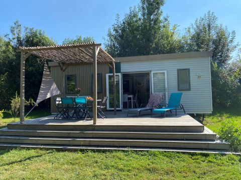 MOBILHOME 6 personnes - Homeflower Premium 3 chambres 30.5m² + Terrasse semi-couverte + TV + LV