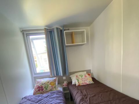 MOBILHOME 6 personnes - Homeflower Premium 3 chambres 30.5m² + Terrasse semi-couverte + TV + LV