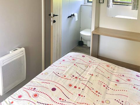 MOBILHOME 4 personnes - Premium 2 chambres 32m² + Terrasse semi-couverte  + 2 salles de bain