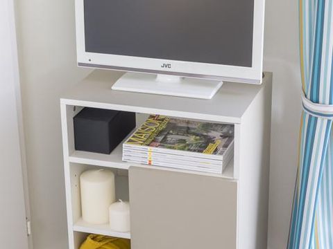MOBILHOME 4 personnes - Premium 2 chambres 27-32m² + Terrasse semi-couverte + TV + LV (samedi)