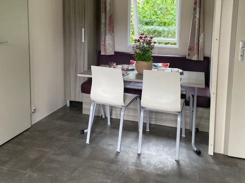 MOBILHOME 4 personnes - Premium 2 chambres 27-32m² + Terrasse semi-couverte + TV + LV (samedi)