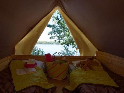 TENTE TOILE ET BOIS 2 personnes - Tente Bivouac Standard 1 chambre (sans sanitaires / sans cuisine / sans parking)