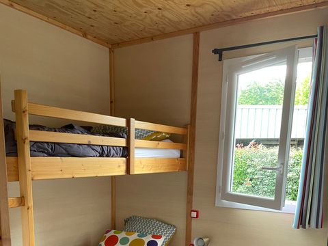 CHALET 4 personnes - Chalet Confort PMR 2 chambres 35m² + Terrasse intégrée + TV