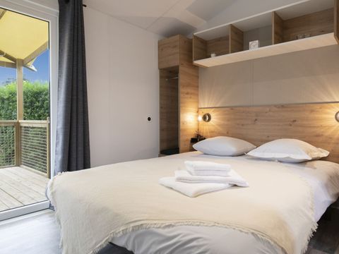 MOBILHOME 4 personnes - COTTAGE 4p 2ch 2Sdb ****