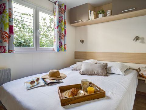 MOBILHOME 4 personnes - COTTAGE SALINE 5p 2ch ***