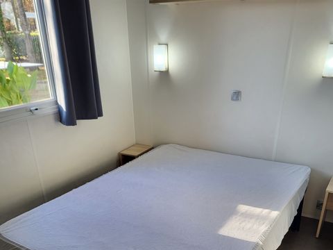 MOBILHOME 4 personnes - VIP - 29 m² - 2 chambres - Terrasse double + SPA (2 adultes maximum ou famille)