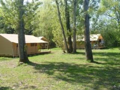TENTE TOILE ET BOIS 4 personnes - CABATENTE Sans sanitaires