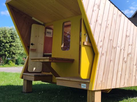 HÉBERGEMENT INSOLITE 2 personnes - INSOLITE (Cabanétape)-2 pers.