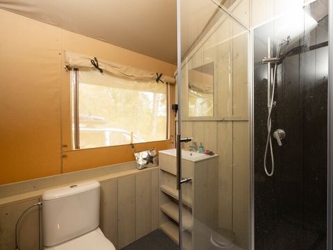 TENTE TOILE ET BOIS 6 personnes - SAFARI COTTAGE INSOLITE PREMIUM