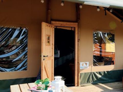 Tente en toile et en bois 6 personnes - SAFARI COTTAGE INSOLITE PREMIUM