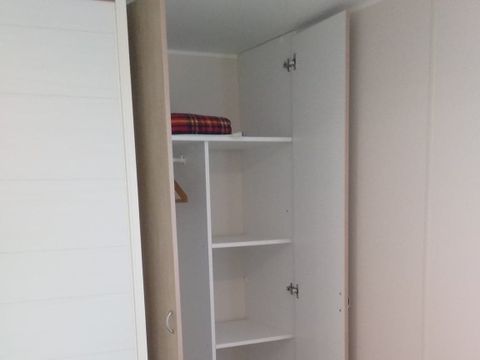 MOBILHOME 4 personnes - 2 chambres -  4 pers - Terrasse couverte