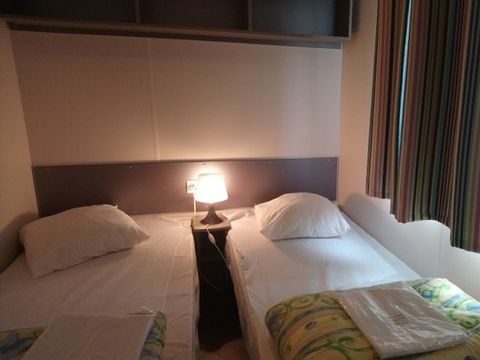 MOBILHOME 4 personnes - Essentiel 2 chambres