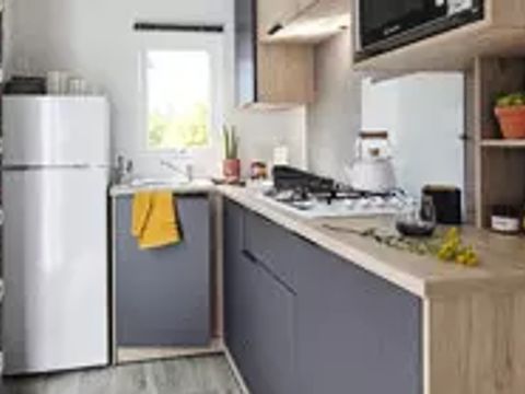 MOBILHOME 4 personnes - Confort 3 Pièces 4 Personnes + TV