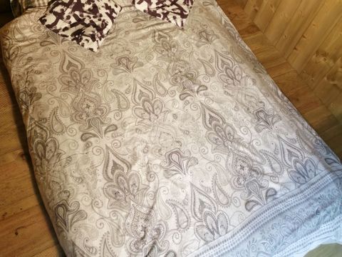 Hébergement 5 personnes - GLAMPING CABANE sans sanitaires
