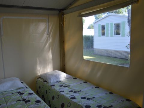 BUNGALOW 4 personnes - TITHOME avec salle de bain
