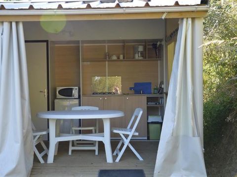BUNGALOW 4 personnes - TITHOME avec salle de bain