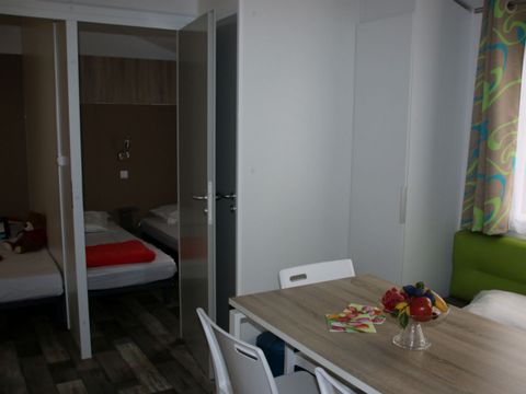 MOBILHOME 7 personnes - 3 chambres + convertible