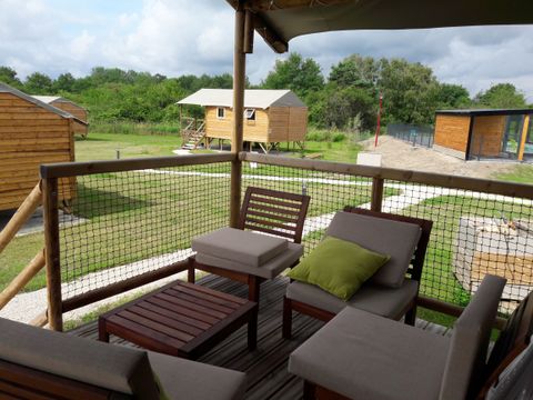 TENTE 5 personnes - Lodge sur pilotis Africa Confort 24m² (2 chambres) + terrasse couverte 12m²