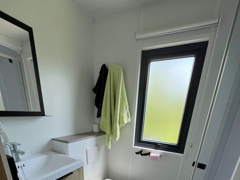 MOBILHOME 4 personnes - Mobil-Home Privilège 2 ch., 2 sdb, 34m² + terrasse 15 m² + climatisation