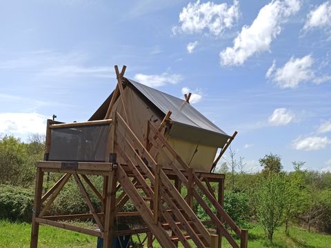 TENTE 2 personnes - Cabatente sur pilotis