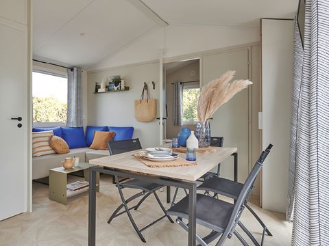 MOBILHOME 4 personnes - Kervoyal CONFORT 29m² (2 chambres) + terrasse couverte + TV