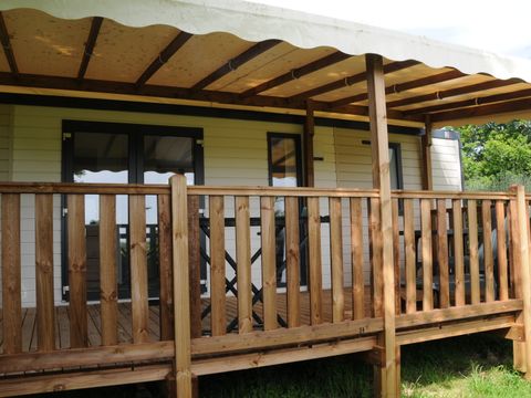 MOBILHOME 4 personnes - Kervoyal CONFORT 29m² (2 chambres) + terrasse couverte + TV