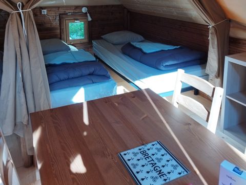 TENTE TOILE ET BOIS 4 personnes - Lodge Breizh Koban CONFORT 19m² (sans sanitaires) (2ch-4pers) + Terrasse semi-couverte 10m²
