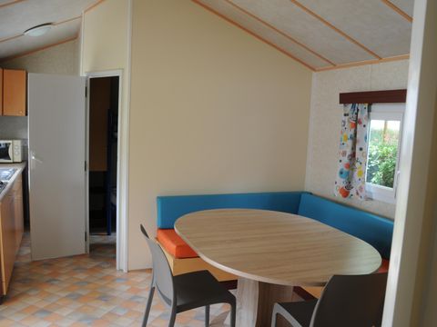 Mobilhome 5 personnes - Berric - STANDARD 27m² - 2 chambres - Terrasse couverte - TV