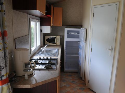 Mobilhome 5 personnes - Berric - STANDARD 27m² - 2 chambres - Terrasse couverte - TV