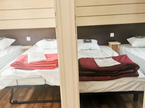 MOBILHOME 6 personnes - 3 chambres Confort + terrasse semi-couverte