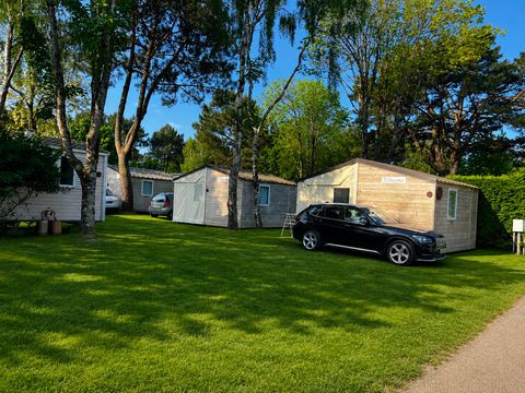 BUNGALOW TOILÉ 5 personnes - MINI 21-2 (Tithome)  >10ans - SANS SANITAIRE - maxi 4 adultes (lits superposés) - 2 chambres, environ 21m²
