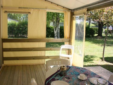 BUNGALOW TOILÉ 5 personnes - MINI 21-2 (Tithome)  >10ans - SANS SANITAIRE - maxi 4 adultes (lits superposés) - 2 chambres, environ 21m²