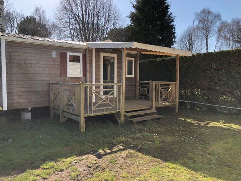 MOBILHOME 4 personnes - CLASSIC 22-2  >10ans - maxi 4 adultes - TV, 2 chambres, environ 22m²